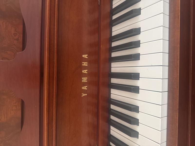 Yamaha Piano 