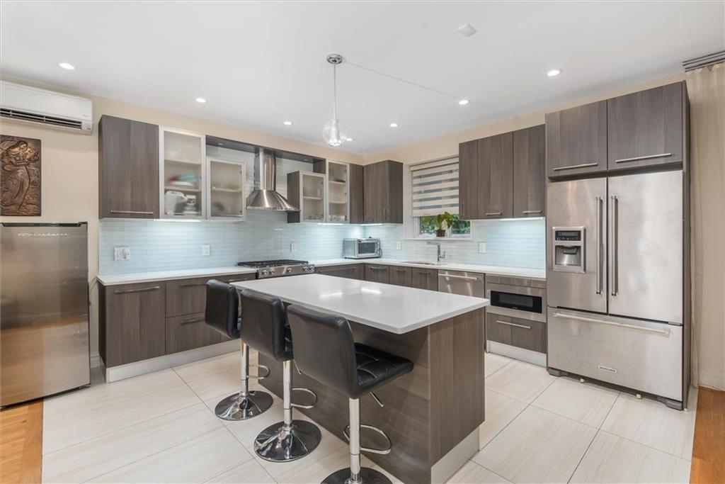 Extravagant Four-Level Two-Family Home in Sheepshead Bay – Luxurious Living at Its Finest